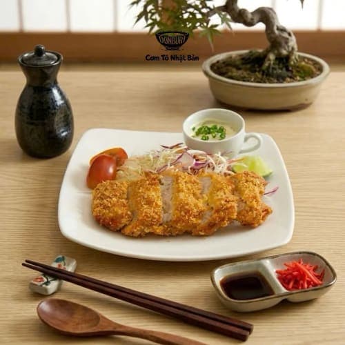 THỊT HEO CHIÊN XÙ - TONKATSU