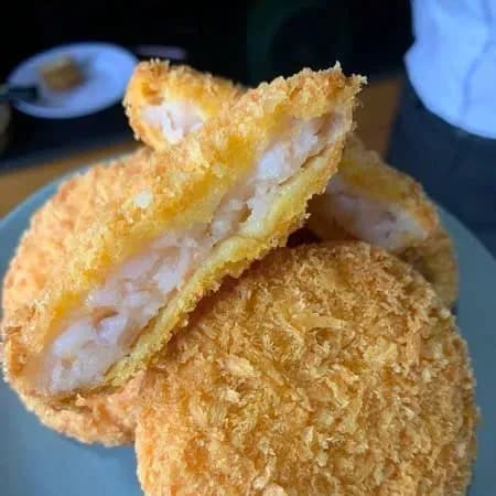 BÁNH BURGER TÔM